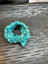 Load image into Gallery viewer, Turquoise Chip Bracelet
