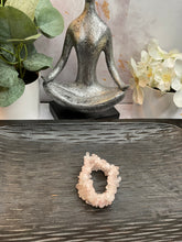 Load image into Gallery viewer, Rose Quartz Chip Bracelet
