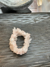 Load image into Gallery viewer, Rose Quartz Chip Bracelet
